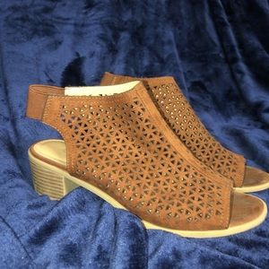 American eagle heeled sandals